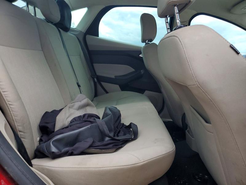 54098306 :رقم المزاد ، 1FADP3F27GL361389 vin ، 2016 Ford Focus مزاد بيع