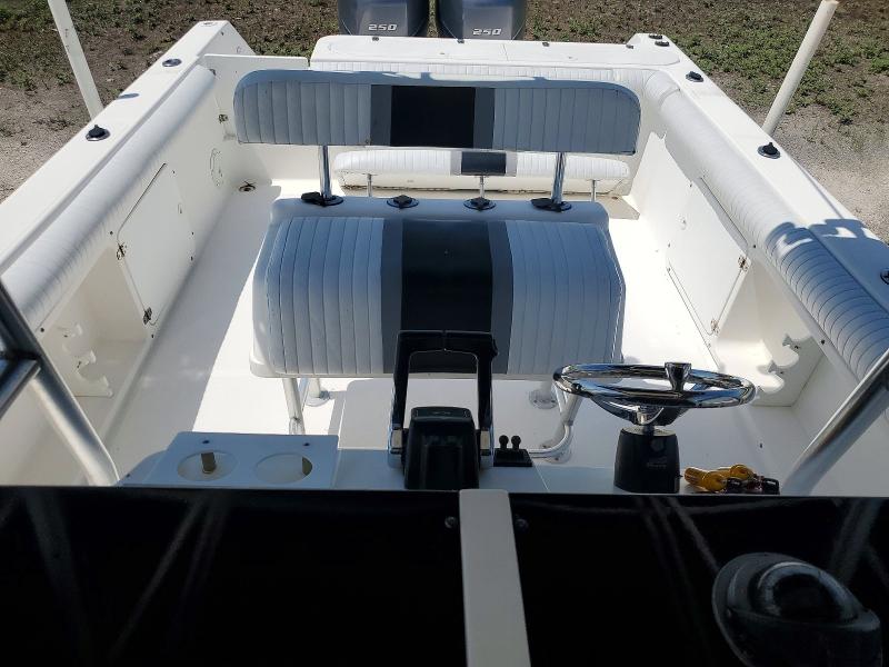 1997 Century Boat მანქანა იყიდება აუქციონზე, vin: CEB00360J697, აუქციონის ნომერი: 59368206