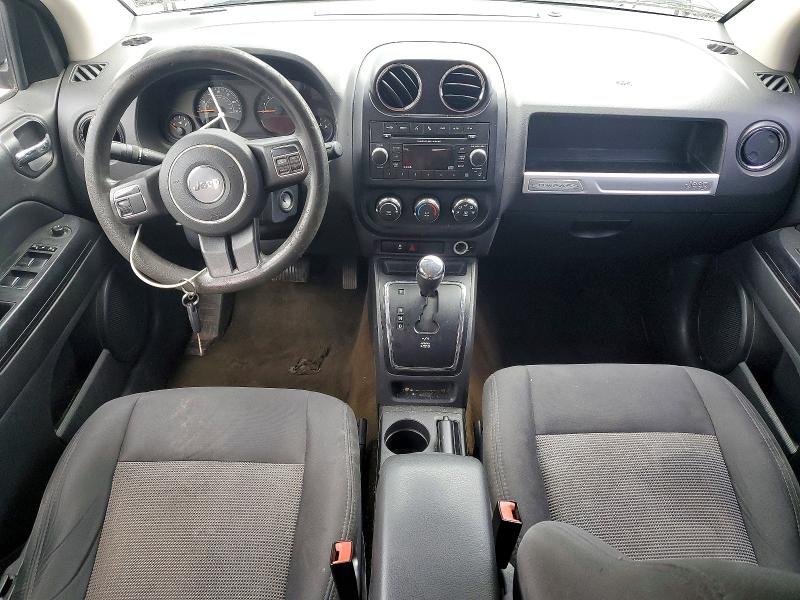 58638136 :رقم المزاد ، 1C4NJDBB7GD662881 vin ، 2016 Jeep Compass مزاد بيع