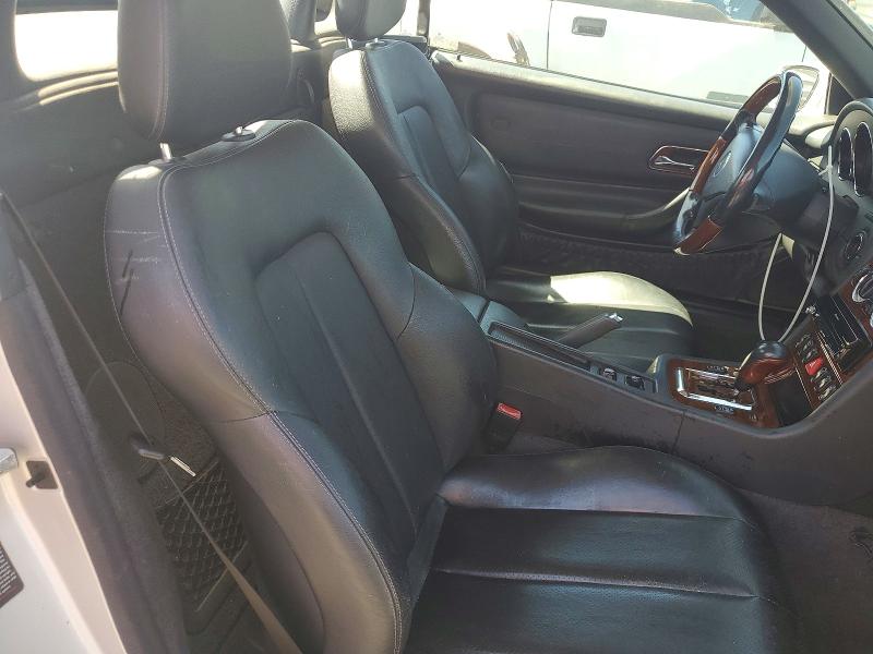 2001 Mercedes-benz Slk მანქანა იყიდება აუქციონზე, vin: WDBKK65FX1F199140, აუქციონის ნომერი: 55931006