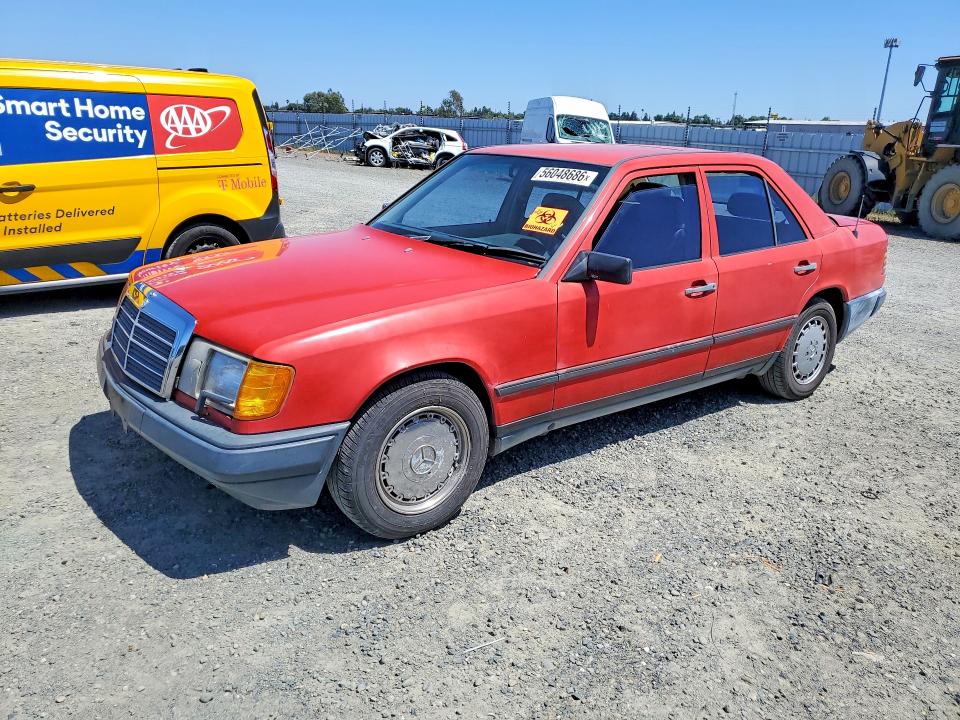 56048686 :رقم المزاد ، WDBEA30D6KA886795 vin ، 1989 Mercedes-benz 300 مزاد بيع