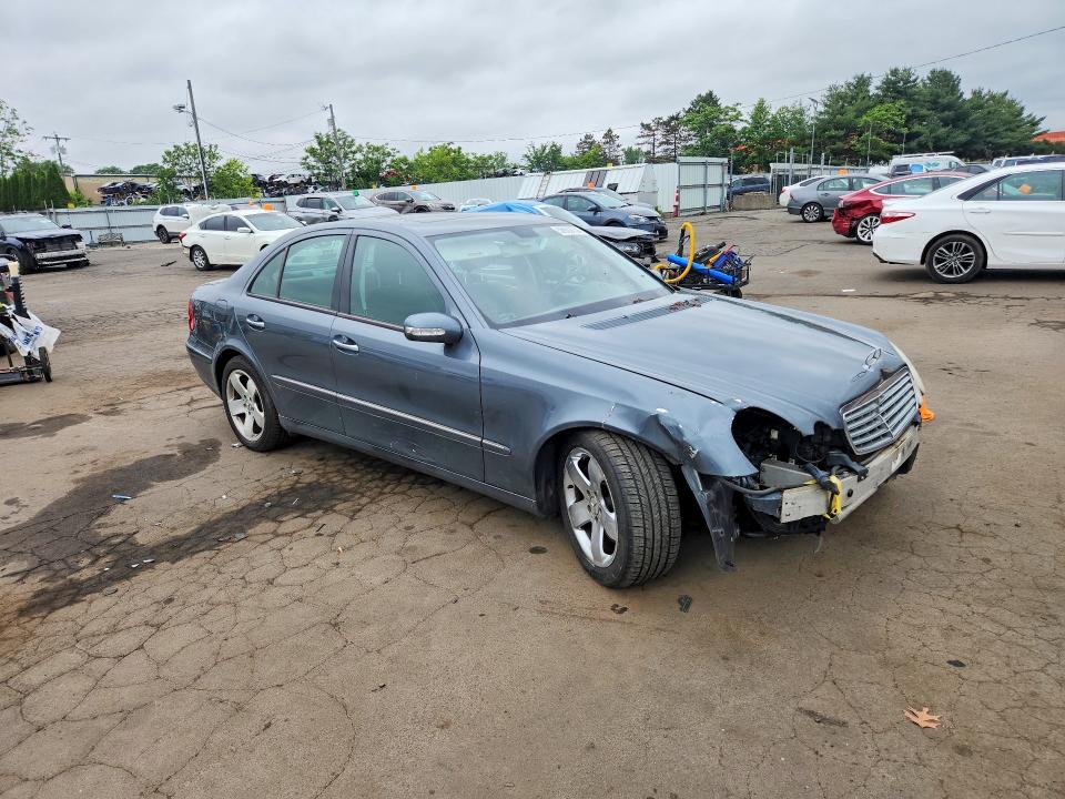 2006 Mercedes-benz E მანქანა იყიდება აუქციონზე, vin: WDBUF83J66X200432, აუქციონის ნომერი: 56930756