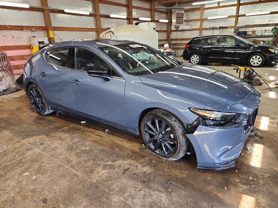 55862676 :رقم المزاد ، JM1BPBNY1P1602781 vin ، 2023 Mazda 3 مزاد بيع