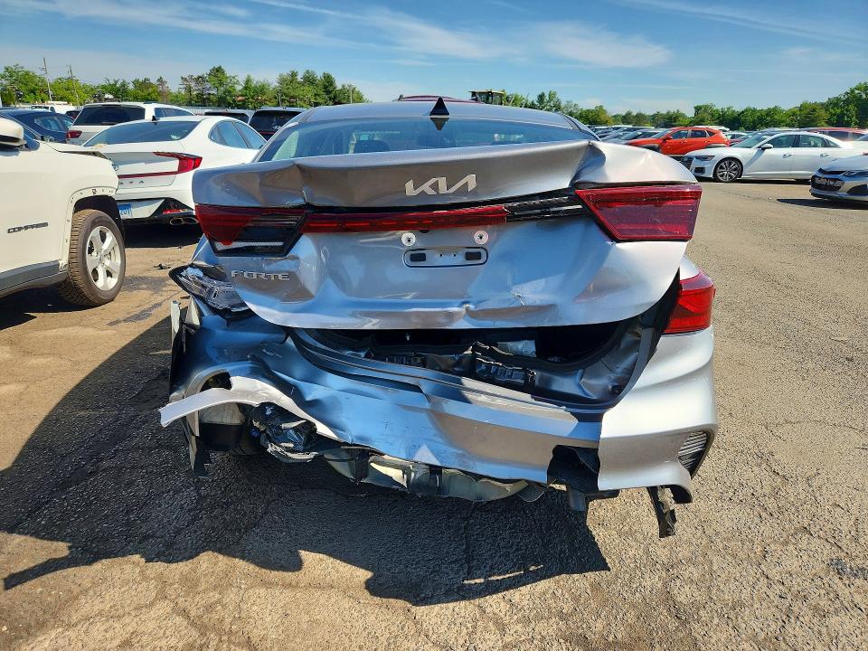 2023 Kia Forte მანქანა იყიდება აუქციონზე, vin: 3KPF24AD4PE531166, აუქციონის ნომერი: 57637766