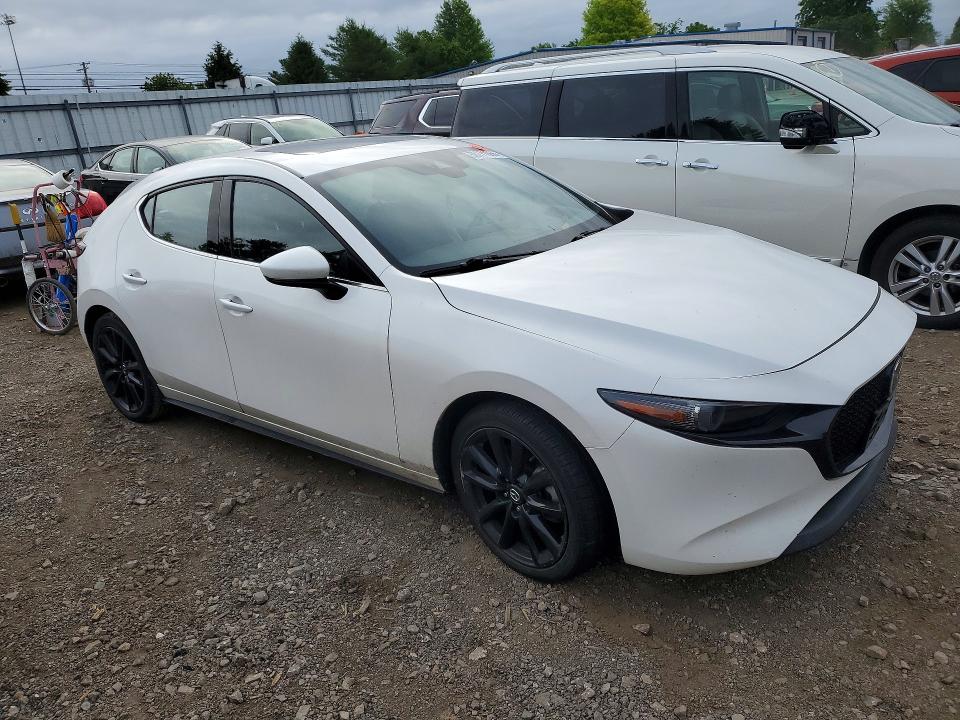 56771066 :رقم المزاد ، JM1BPBML9M1402216 vin ، 2021 Mazda 3 مزاد بيع