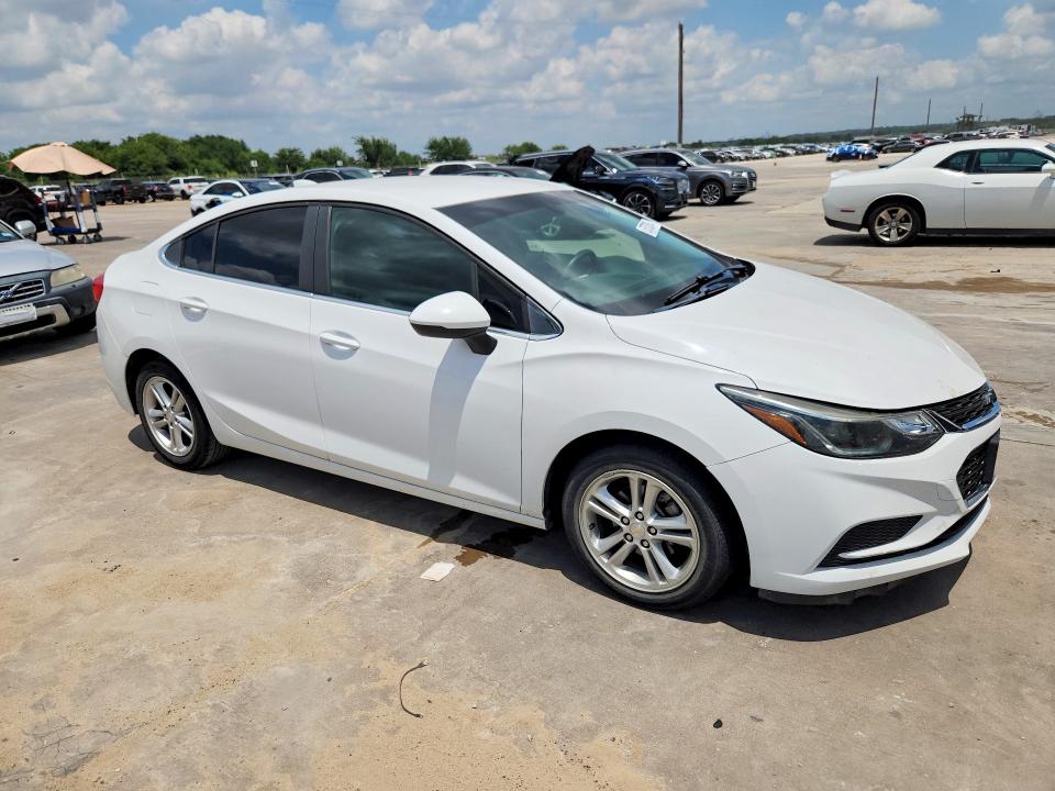 Продажа на аукционе авто 2018 Chevrolet Cruze, vin: 1G1BE5SM6J7163454, номер лота: 57573396