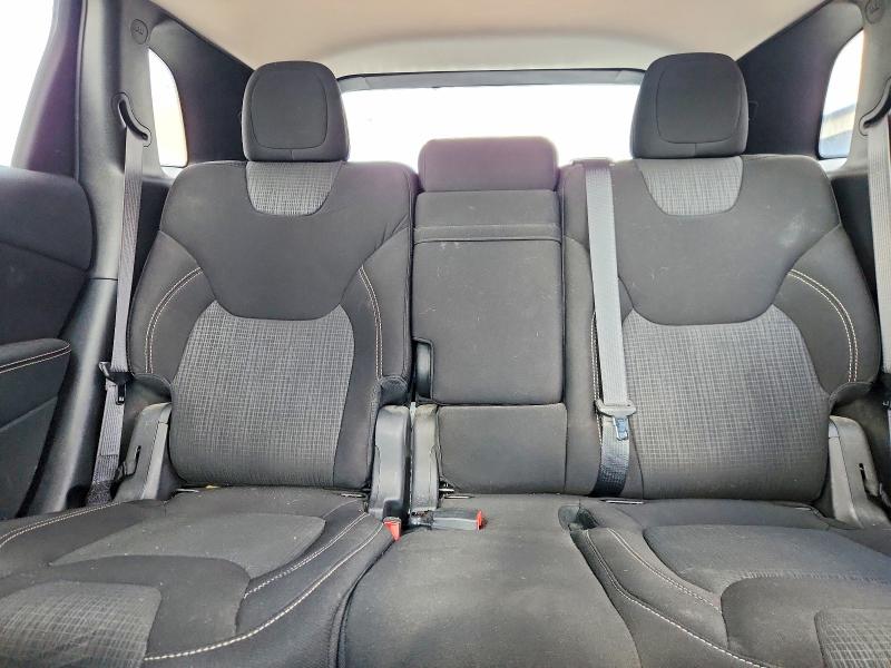 57161506 :رقم المزاد ، 1C4PJLCB2FW656216 vin ، 2015 Jeep Cherokee مزاد بيع