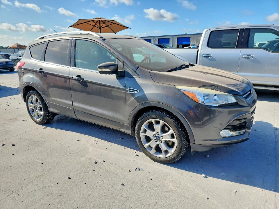 51520796 :رقم المزاد ، 1FMCU0J94GUA55628 vin ، 2016 Ford Escape مزاد بيع