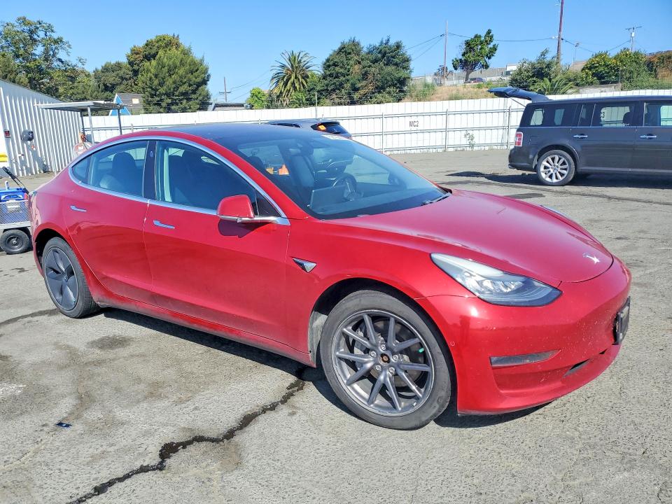 2018 Tesla Model 3 მანქანა იყიდება აუქციონზე, vin: 5YJ3E1EB7JF129726, აუქციონის ნომერი: 59194476