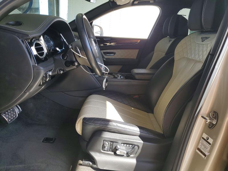 Продажа на аукционе авто 2018 Bentley Bentayga, vin: SJAAC4ZV4JC018083, номер лота: 63732416