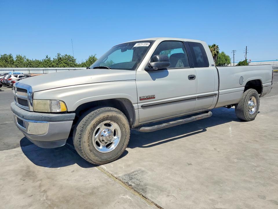 2001 Dodge Ram 2500 მანქანა იყიდება აუქციონზე, vin: 3B7KC23631G186741, აუქციონის ნომერი: 58257356