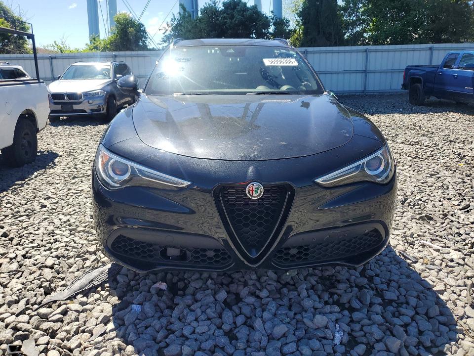 56996306 :رقم المزاد ، ZASPAKAN9N7D30629 vin ، 2022 Alfa Romeo Stelvio مزاد بيع