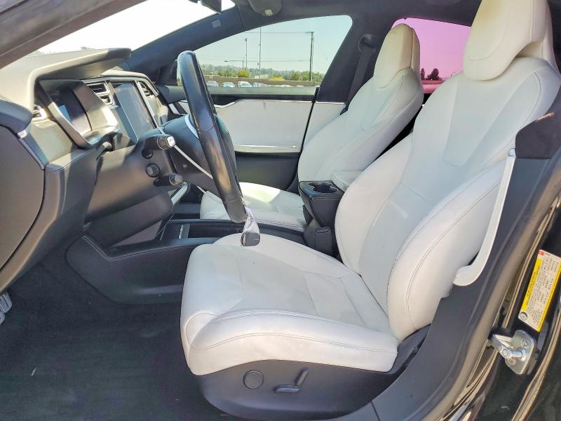 57350606 :رقم المزاد ، 5YJSA1E44HF227552 vin ، 2017 Tesla Model S مزاد بيع