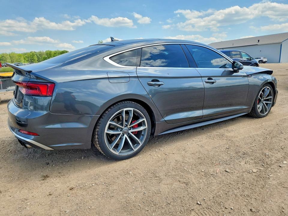 56155046 :رقم المزاد ، WAUC4CF55JA013356 vin ، 2018 Audi S5 مزاد بيع