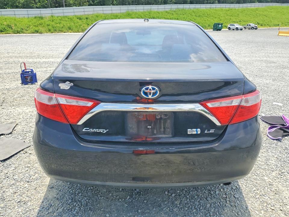 2015 Toyota Camry Hybrid მანქანა იყიდება აუქციონზე, vin: 4T1BD1FK7FU167013, აუქციონის ნომერი: 59014866