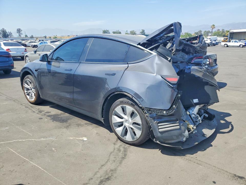 2024 Tesla Model Y მანქანა იყიდება აუქციონზე, vin: 7SAYGDEE5RF031434, აუქციონის ნომერი: 55753236