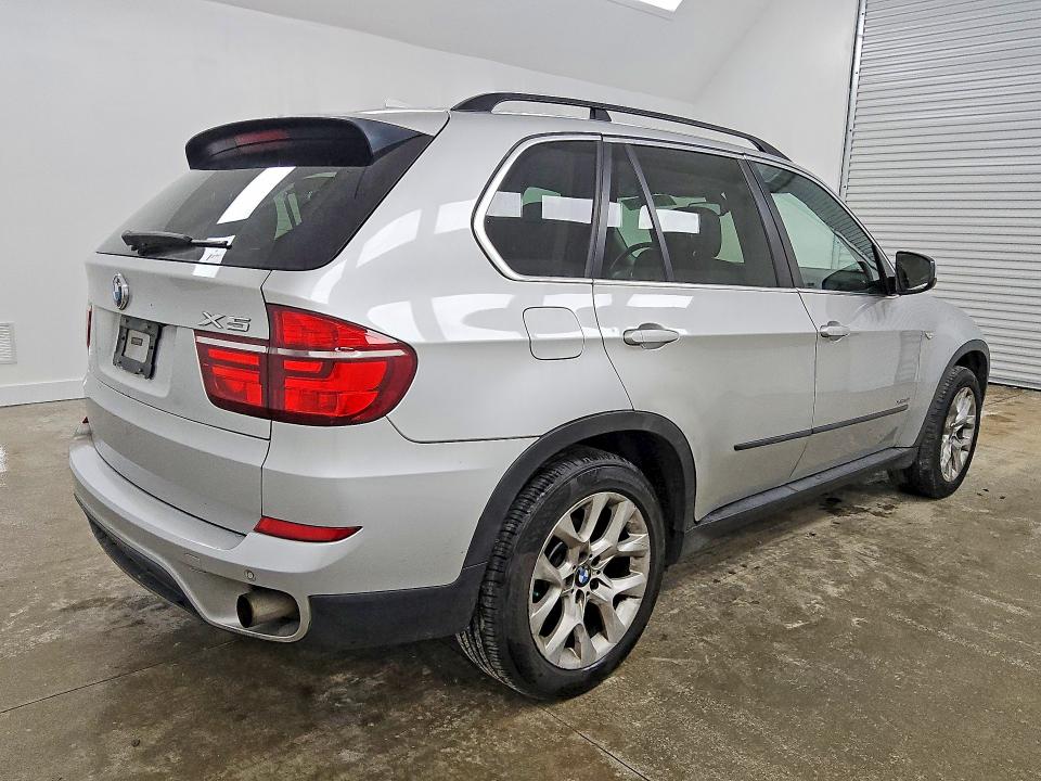 Продаж на аукціоні авто 2013 Bmw X5, vin: 5UXZV4C53D0E00908, номер лоту: 59000426