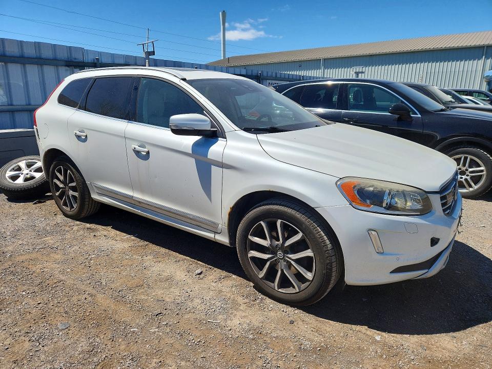 Продажа на аукционе авто 2016 Volvo Xc60, vin: YV4612RK9G2837784, номер лота: 54711906