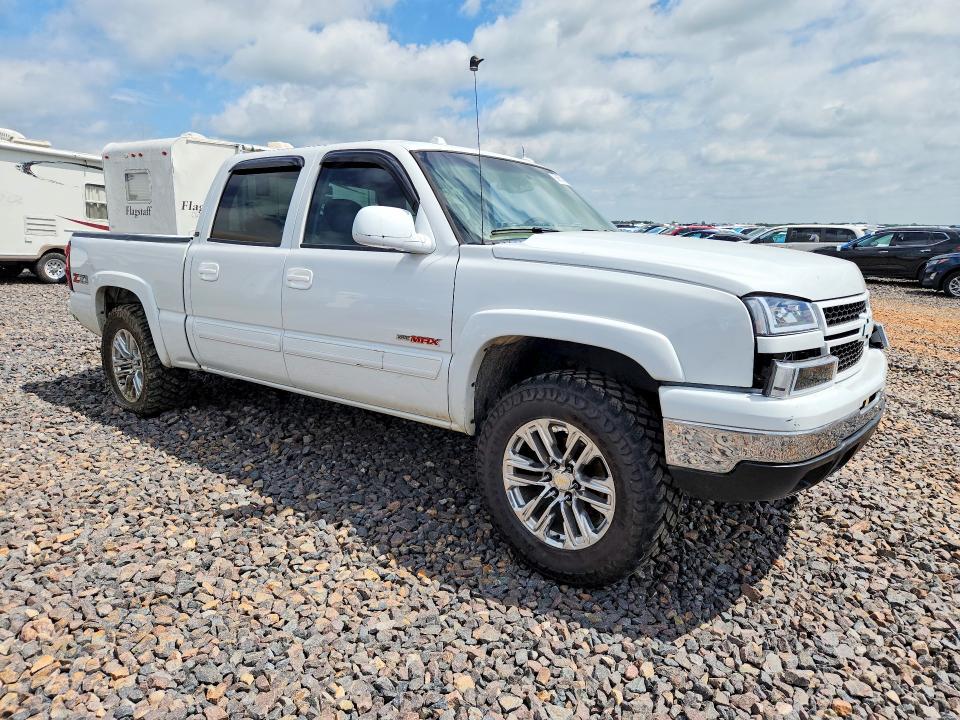 2005 Chevrolet Silverado მანქანა იყიდება აუქციონზე, vin: 2GCEK13T451214030, აუქციონის ნომერი: 56632126