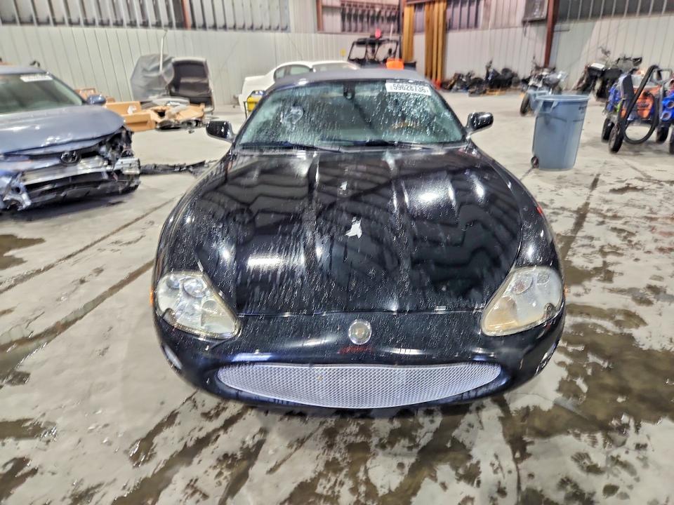 2004 Jaguar Xk8 მანქანა იყიდება აუქციონზე, vin: SAJDA42C142A37702, აუქციონის ნომერი: 59628736