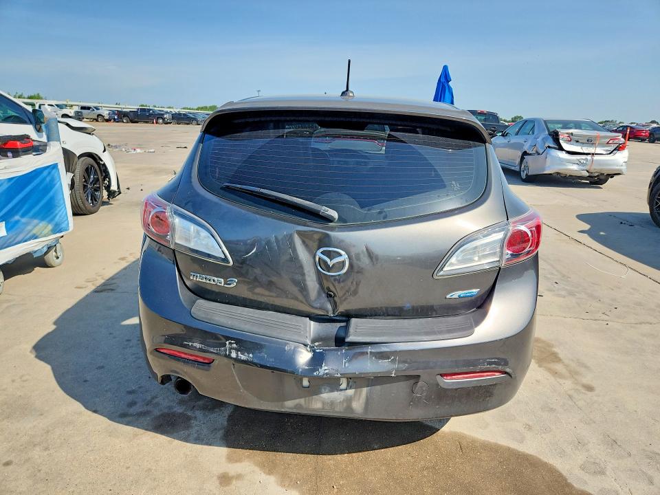 58394976 :رقم المزاد ، JM1BL1M75C1658716 vin ، 2012 Mazda 3 مزاد بيع