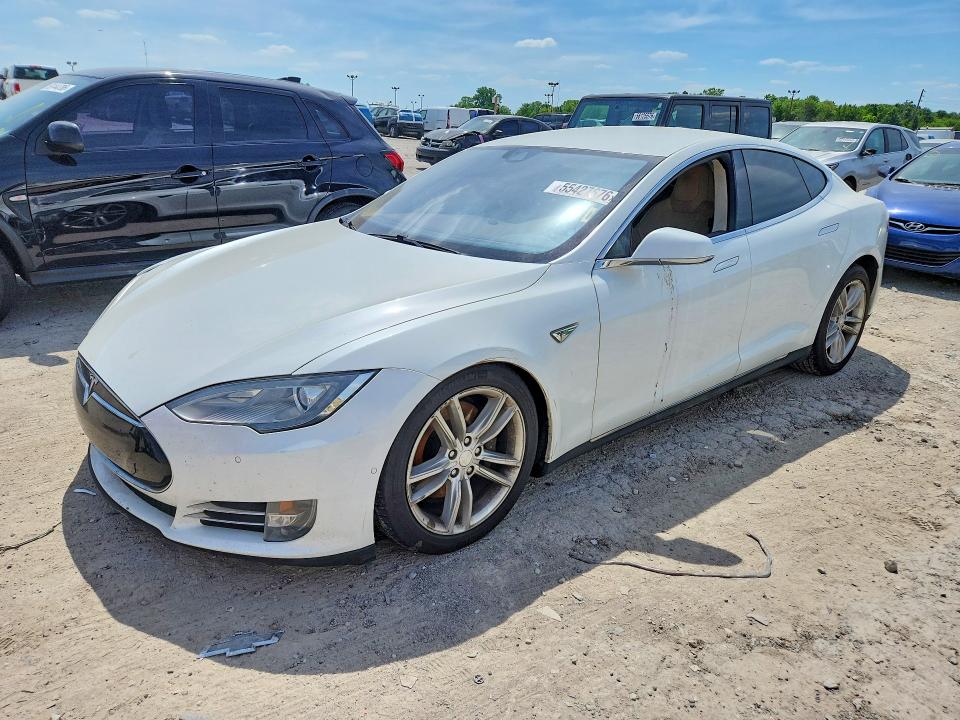 Auction sale of the 2015 Tesla Model S, vin: 5YJSA1E25FF113961, lot number: 55427676