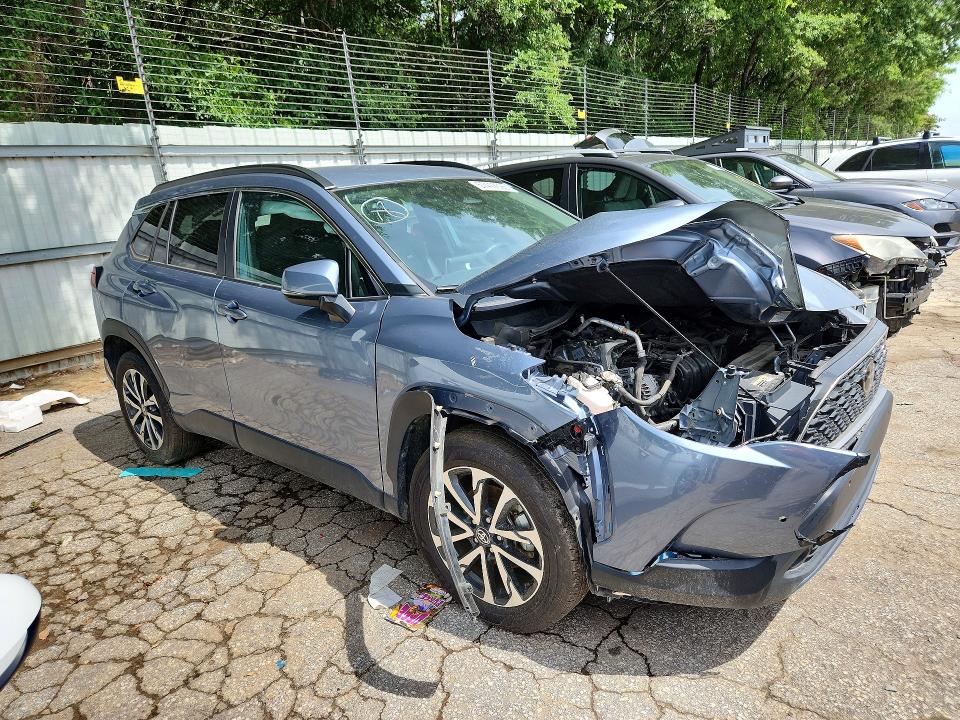 57417096 :رقم المزاد ، 7MUEAAAG3RV076493 vin ، 2024 Toyota Corolla Cross مزاد بيع