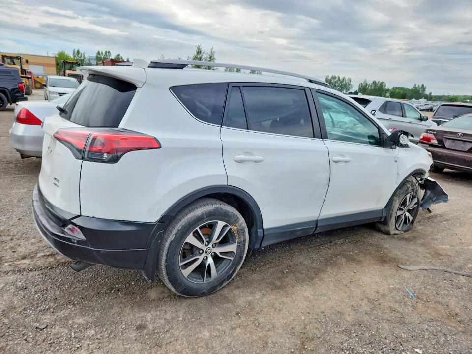 57710186 :رقم المزاد ، 2T3RFREV9HW654520 vin ، 2017 Toyota Rav4 مزاد بيع