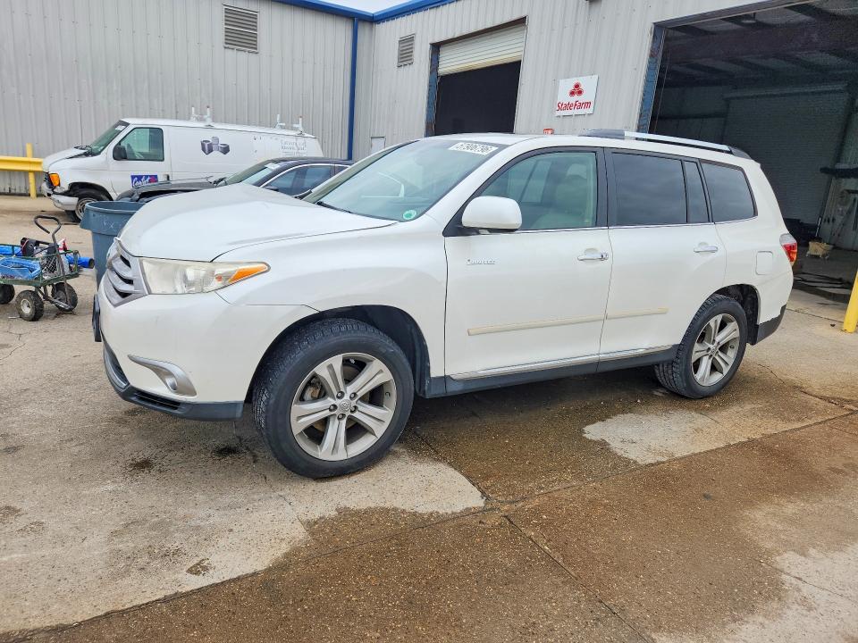 57906796 :رقم المزاد ، 5TDYK3EH9BS047444 vin ، 2011 Toyota Highlander مزاد بيع