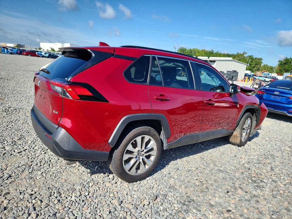 2020 Toyota Rav4 მანქანა იყიდება აუქციონზე, vin: 2T3C1RFV7LC082523, აუქციონის ნომერი: 55895396