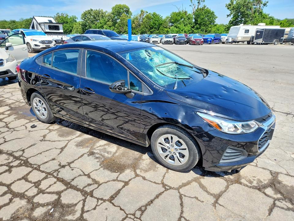 Продажа на аукционе авто 2019 Chevrolet Cruze, vin: 1G1BC5SM9K7108097, номер лота: 55807526