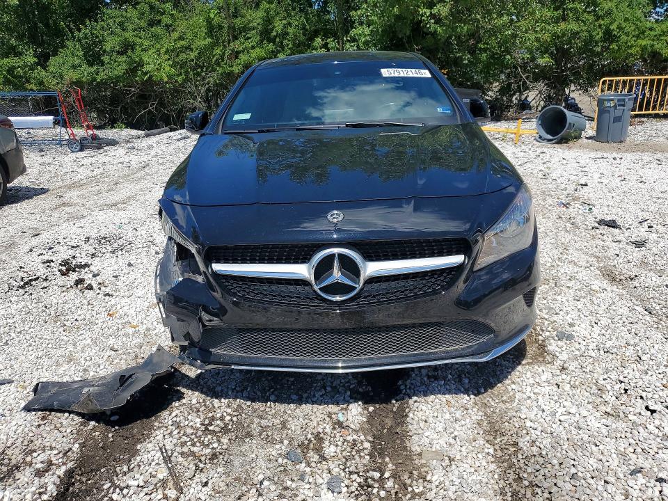 57912146 :رقم المزاد ، WDDSJ4EB8JN658814 vin ، 2018 Mercedes-benz Cla مزاد بيع