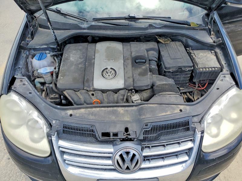 58931436 :رقم المزاد ، 3VWRZ71K79M093287 vin ، 2009 Volkswagen Jetta مزاد بيع