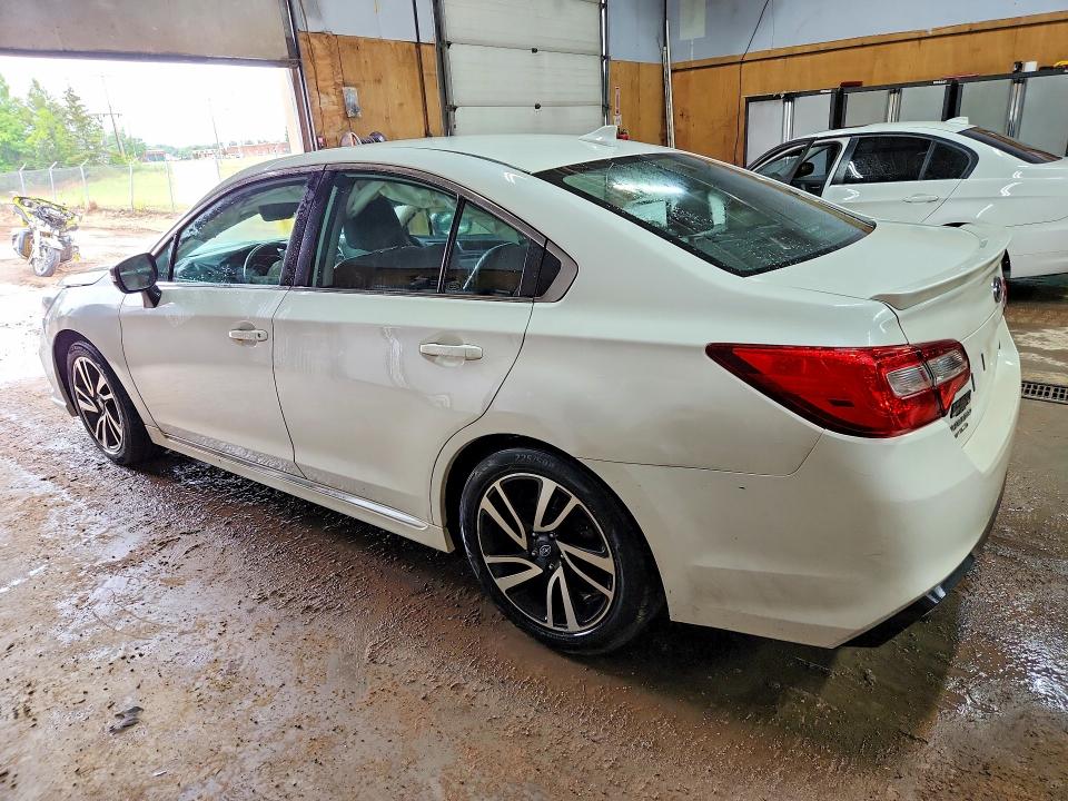 57332896 :رقم المزاد ، 4S3BNAR61J3029904 vin ، 2018 Subaru Legacy مزاد بيع