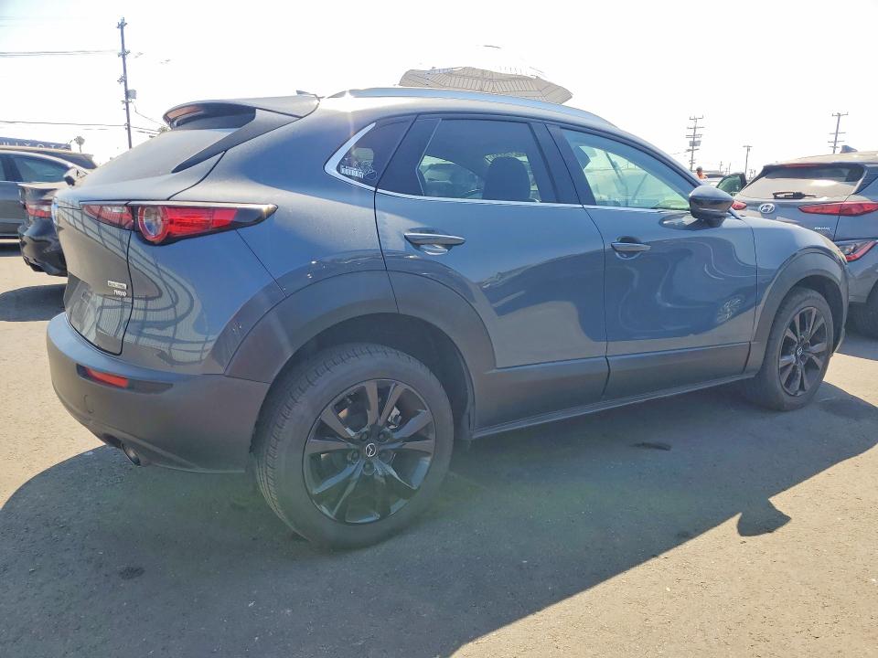 56516856 :رقم المزاد ، 3MVDMBDY8NM448085 vin ، 2022 Mazda Cx-30 مزاد بيع