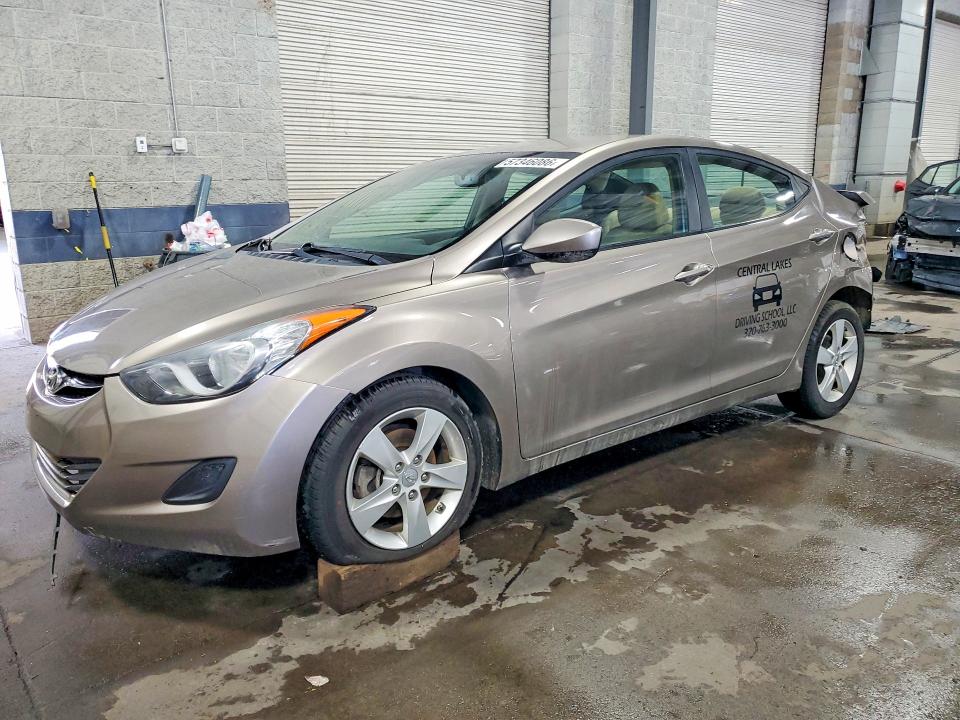 57346086 :رقم المزاد ، 5NPDH4AE9DH283924 vin ، 2013 Hyundai Elantra مزاد بيع