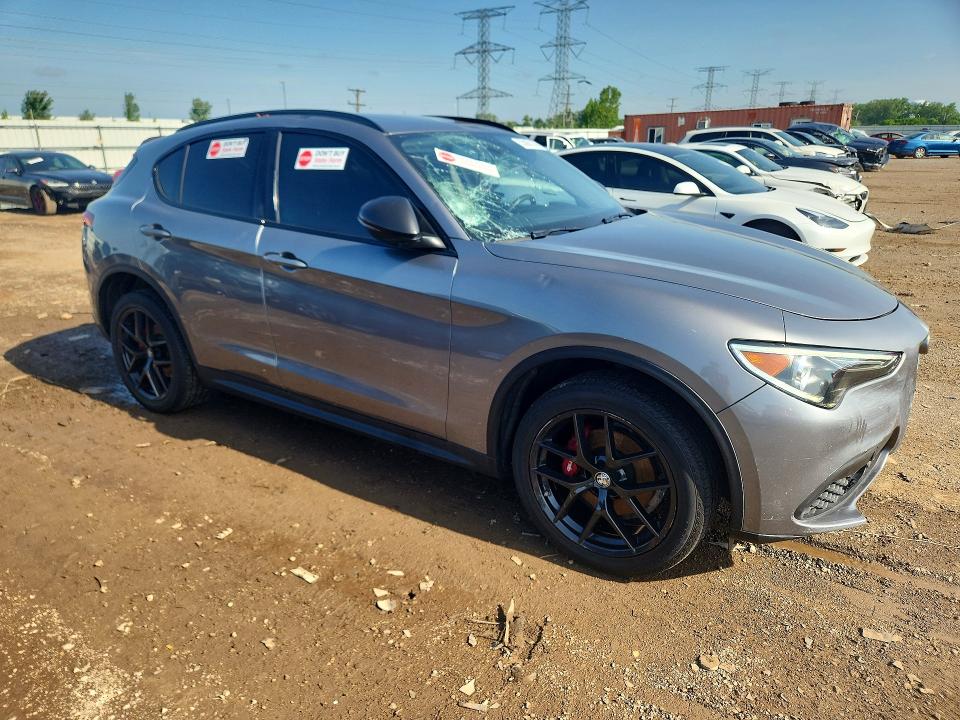 55060146 :رقم المزاد ، ZASPAKAN8L7C91447 vin ، 2020 Alfa Romeo Stelvio مزاد بيع