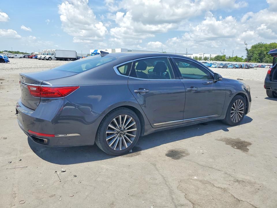2017 Kia Cadenza მანქანა იყიდება აუქციონზე, vin: KNALB4J13H5042891, აუქციონის ნომერი: 57937836