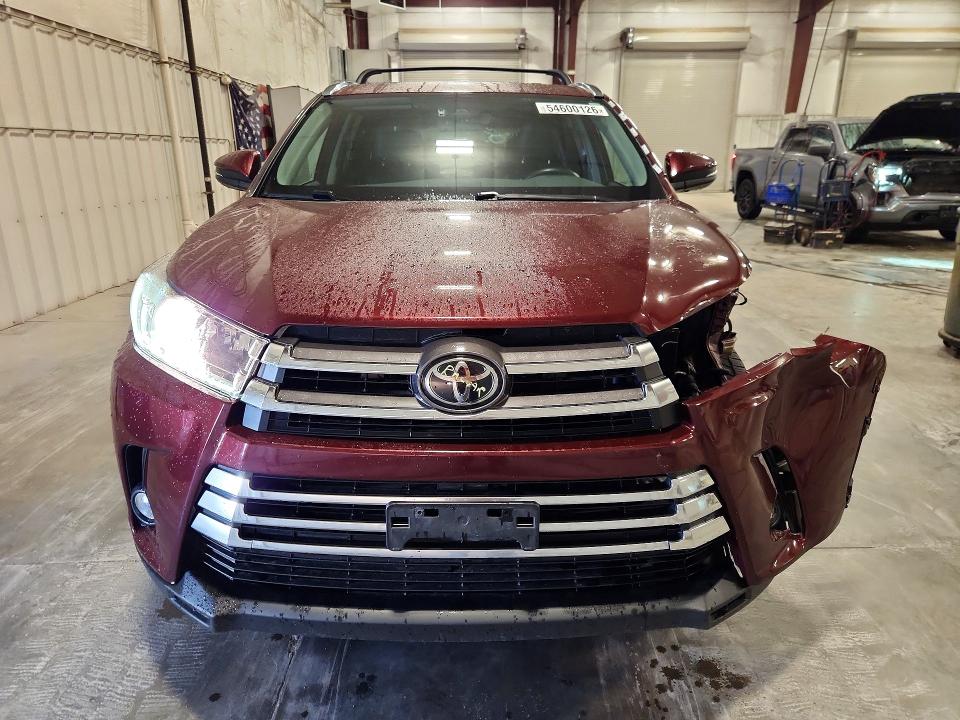 54600126 :رقم المزاد ، 5TDDZRFH3JS492188 vin ، 2018 Toyota Highlander مزاد بيع