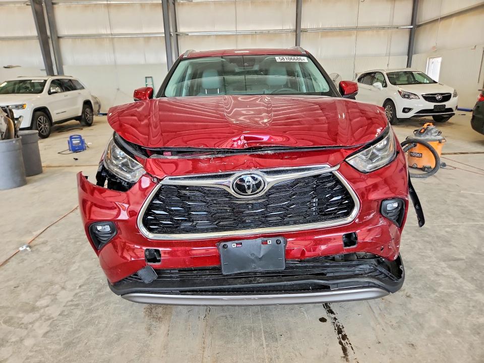 58106686 :رقم المزاد ، 5TDKDRBH2PS046778 vin ، 2023 Toyota Highlander مزاد بيع