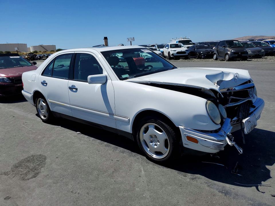 Продаж на аукціоні авто 1998 Mercedes-benz E, vin: WDBJF70FXWA692074, номер лоту: 56076366