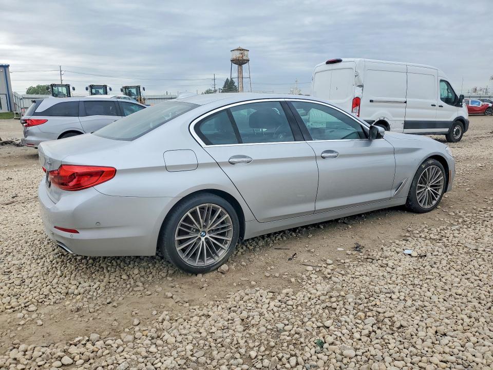 2017 Bmw 540 მანქანა იყიდება აუქციონზე, vin: WBAJE7C35HG889320, აუქციონის ნომერი: 55676876