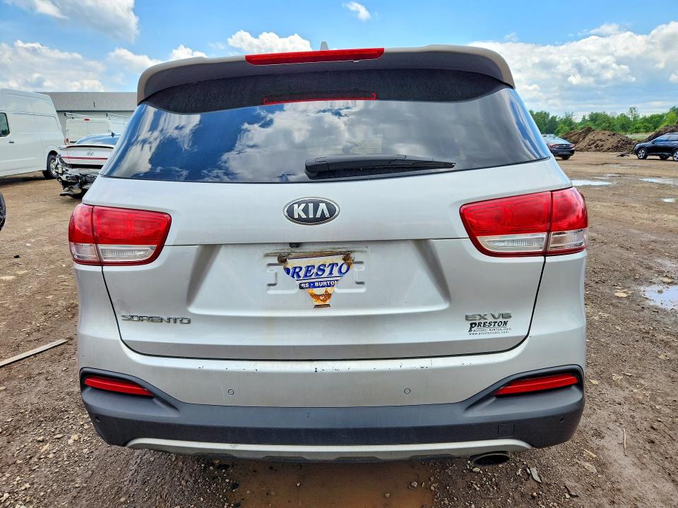 2016 Kia Sorento მანქანა იყიდება აუქციონზე, vin: 5XYPHDA53GG091777, აუქციონის ნომერი: 57957976
