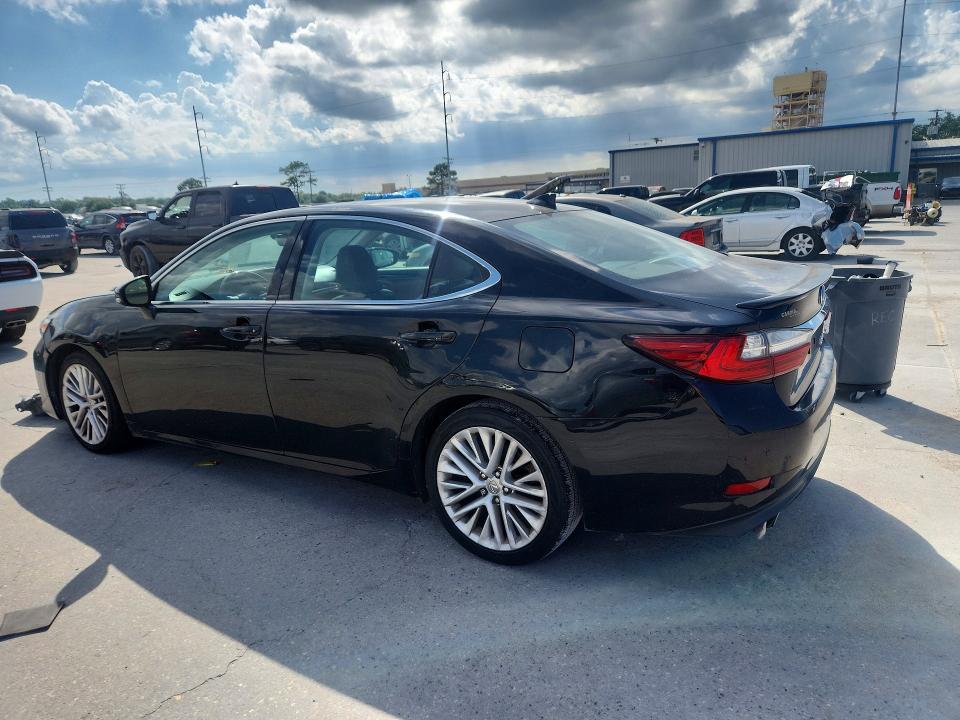 57027406 :رقم المزاد ، 58ABK1GG1GU010457 vin ، 2016 Lexus Es مزاد بيع