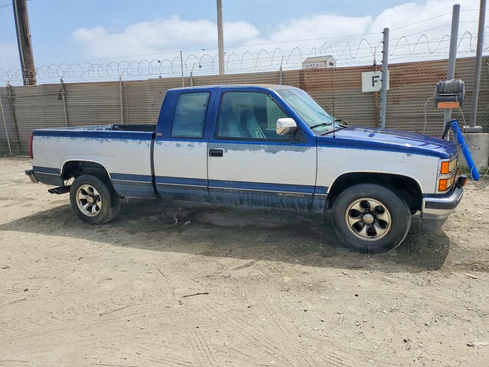 Продажа на аукционе авто 1993 Chevrolet Gmt-400, vin: 2GCFC29KXP1127578, номер лота: 58849746