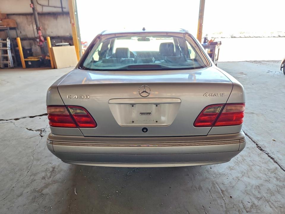 Aukcja sprzedaży 2000 Mercedes-benz E, vin: WDBJF83J4YX035860, numer aukcji: 59035456