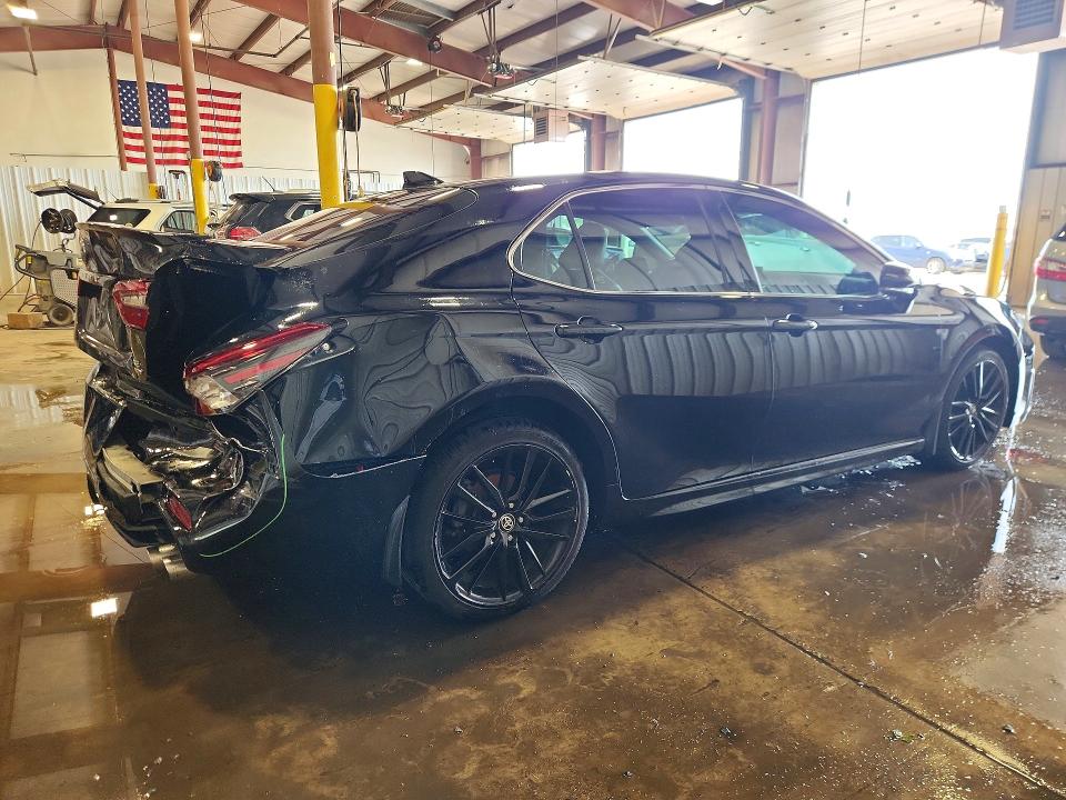 2021 Toyota Camry მანქანა იყიდება აუქციონზე, vin: 4T1K61BK5MU040452, აუქციონის ნომერი: 56093626
