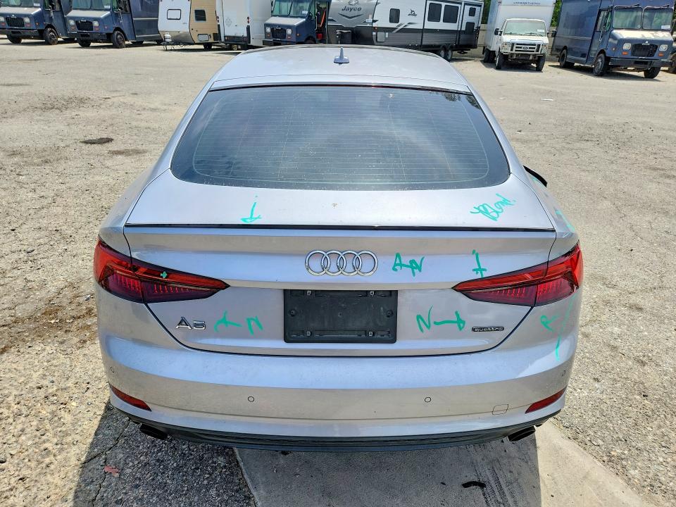 2019 Audi A5 მანქანა იყიდება აუქციონზე, vin: WAUFNCF57KA071271, აუქციონის ნომერი: 56370366