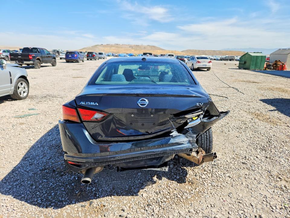 58940876 :رقم المزاد ، 1N4BL4DW1KN304875 vin ، 2019 Nissan Altima مزاد بيع
