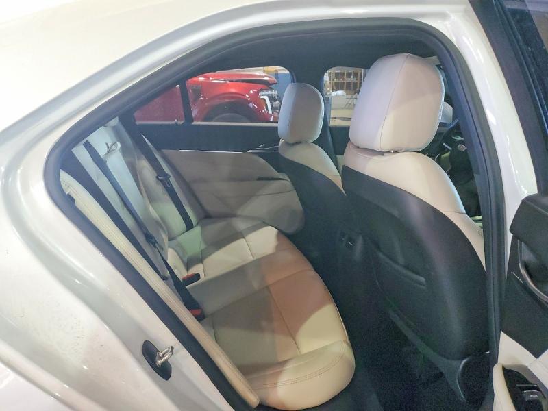 55648486 :رقم المزاد ، 1G6DF5RK2N0121947 vin ، 2022 Cadillac Ct4 مزاد بيع